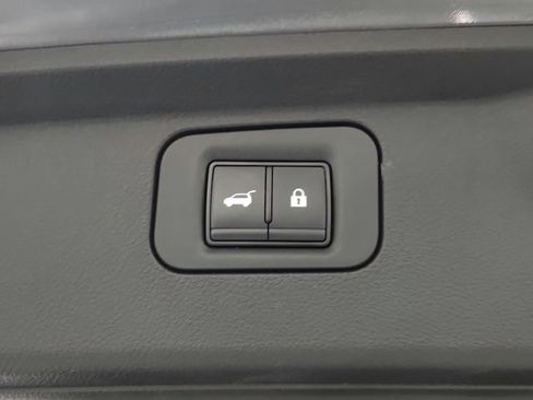 Used 2025 Nissan Armada SL w/ Captain's Chari Seat Package RWD image 30