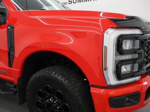 Used 2025 Ford F350 XLT w/ Black Appearance Package AWD/4WD image 26