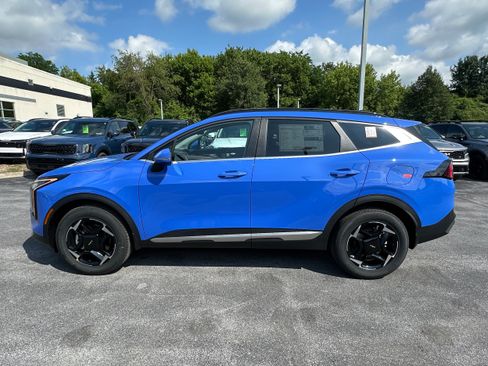 New 2026 Kia Sportage EX AWD/4WD image 8