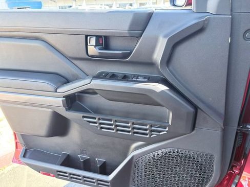 Used 2026 Toyota Tacoma SR5 RWD image 9