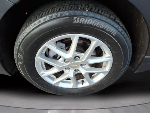 Used 2023 Chevrolet Equinox LT image 27