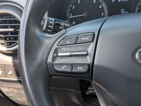 Used 2018 Hyundai Kona SEL w/ SEL Tech Package 02 FWD image 24