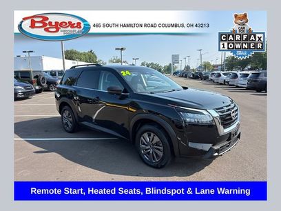 Used 2024 Nissan Pathfinder SV