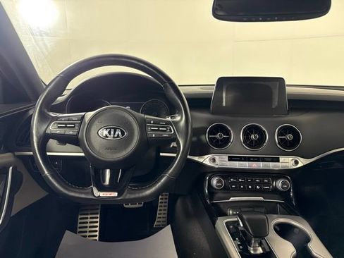 Used 2018 Kia Stinger GT2 AWD/4WD image 29
