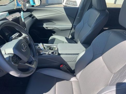 Certified 2025 Lexus RX 350 Premium image 10