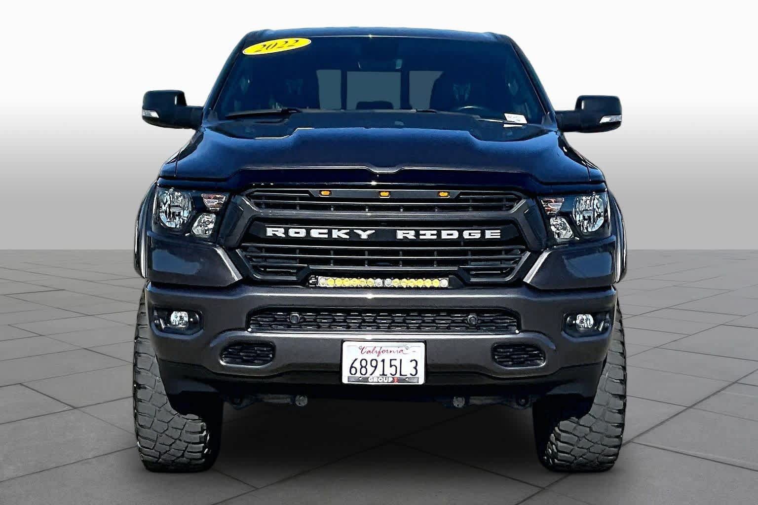 Used 2022 RAM 1500 Big Horn AWD/4WD image 3