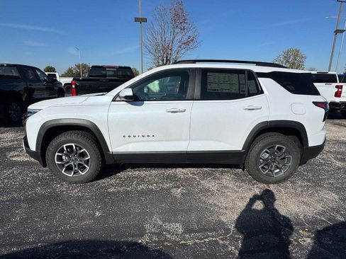 New 2026 Chevrolet Equinox ACTIV w/ Convenience Package III image 2