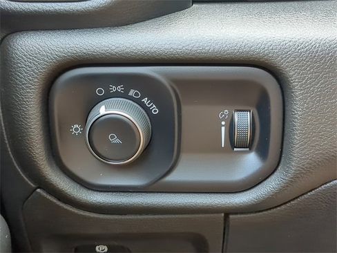 Used 2023 RAM 1500 Tradesman image 27