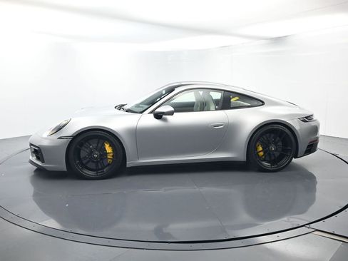 Certified 2024 Porsche 911 GT3 RS image 2