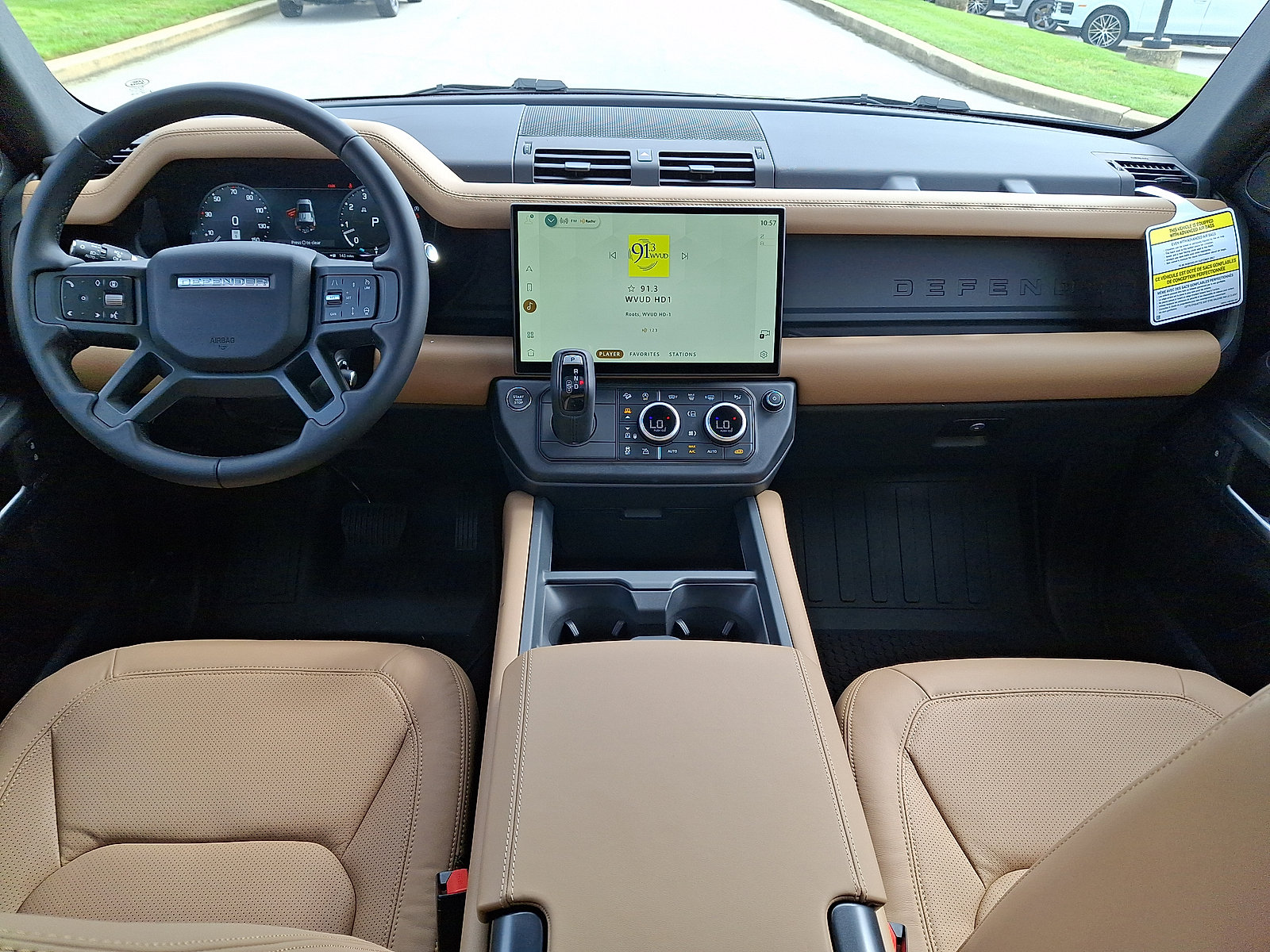 New 2026 Land Rover Defender 110 X-Dynamic SE AWD/4WD image 3