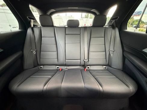 Used 2022 Mercedes-Benz GLE 350 4MATIC image 16