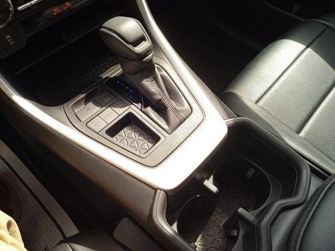 Used 2023 Toyota RAV4 XLE image 23