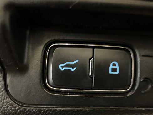 Used 2020 Ford Explorer ST w/ ST Street Pack AWD/4WD image 17