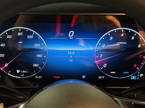 New 2027 Mercedes-Benz GLC 300 image 23