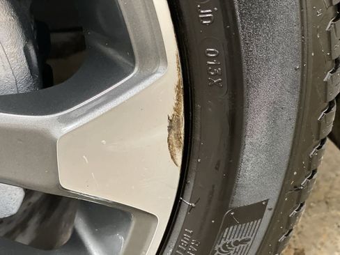 Used 2021 Kia Telluride EX w/ EX Premium Package image 35