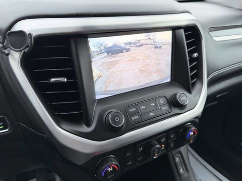 Used 2018 GMC Acadia SLT image 14