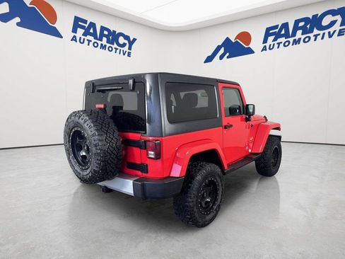 Used 2013 Jeep Wrangler Sahara w/ Connectivity Group AWD/4WD image 7