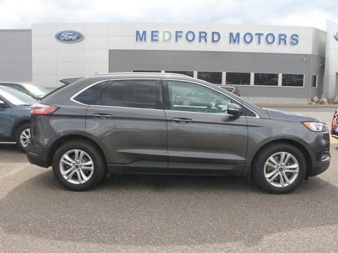 Used 2020 Ford Edge SEL w/ Convenience Package AWD/4WD image 2