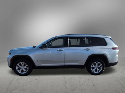Used 2021 Jeep Grand Cherokee L Limited image 3
