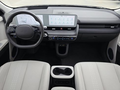 Certified 2024 Hyundai Ioniq 5 Limited RWD image 11