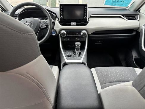 Used 2022 Toyota RAV4 XLE w/ Convenience Package AWD/4WD image 24