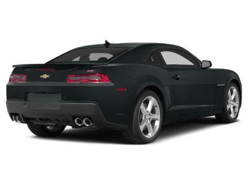 Used 2015 Chevrolet Camaro SS RWD image 2