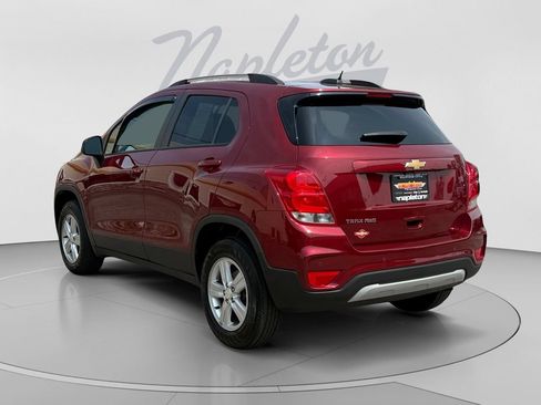 Used 2022 Chevrolet Trax LT w/ Driver Confidence Package AWD/4WD image 6