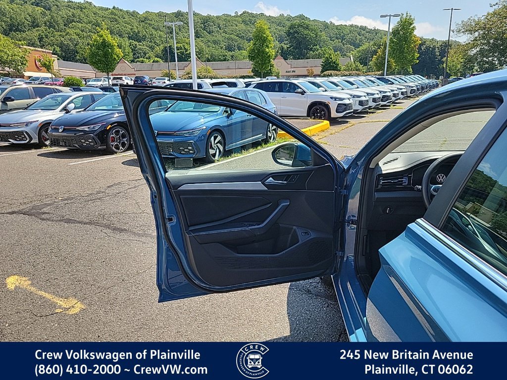 Used 2026 Volkswagen Jetta S FWD image 37