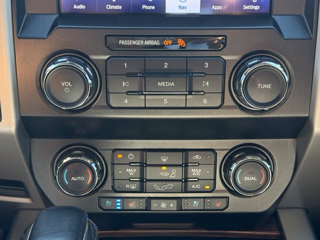 Used 2019 Ford F150 Lariat AWD/4WD image 28