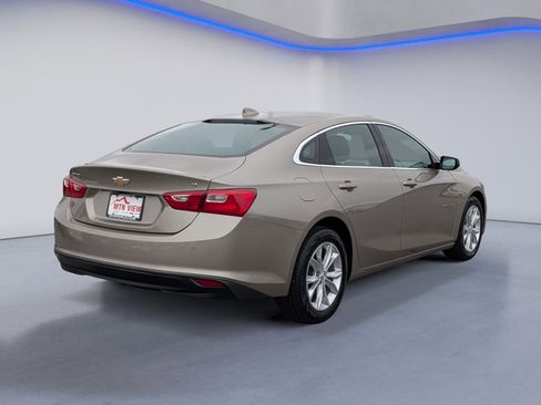 Used 2025 Chevrolet Malibu LT image 9