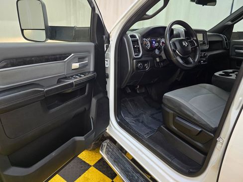 Used 2021 RAM 2500 Big Horn image 19
