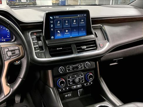 Certified 2023 Chevrolet Suburban High Country image 19