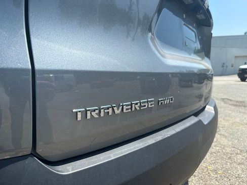 Used 2023 Chevrolet Traverse LT AWD/4WD image 8