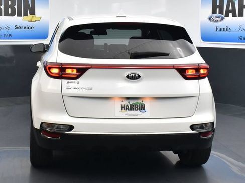 Used 2022 Kia Sportage LX FWD image 4