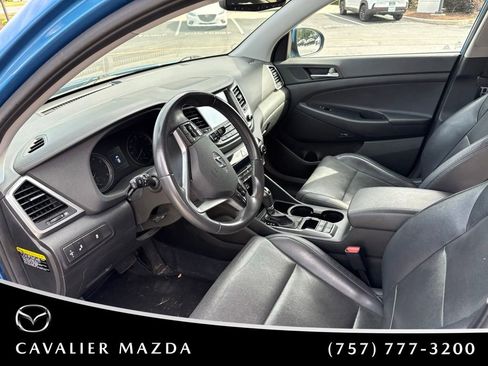 Used 2017 Hyundai Tucson SE Plus AWD/4WD image 10