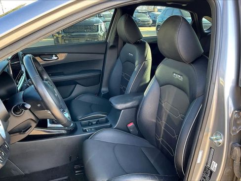 Used 2024 Kia Forte GT-Line w/ GT-Line Premium Package image 11