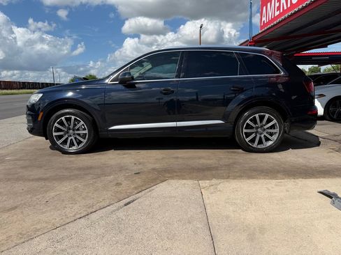 Used 2017 Audi Q7 3.0T Premium Plus w/ Premium Plus Package AWD/4WD image 11