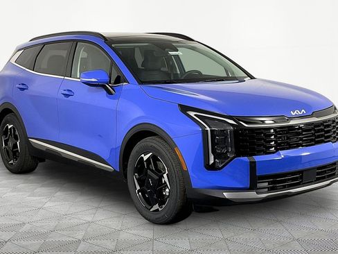 New 2026 Kia Sportage EX FWD image 3