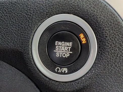 Used 2022 Chrysler 300 Touring image 28