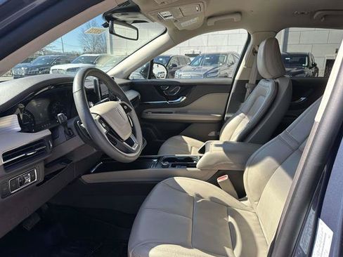 Used 2022 Lincoln Corsair AWD w/ Equipment Group 101A image 34