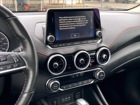 Used 2024 Nissan Sentra SR w/ SR Premium Package image 6