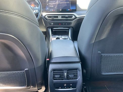 Used 2023 BMW 330e image 28