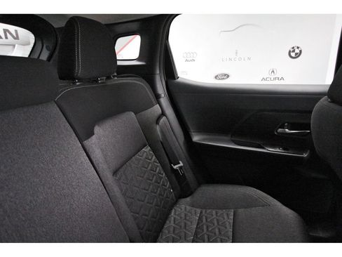 Certified 2026 Nissan Kicks SV FWD image 11