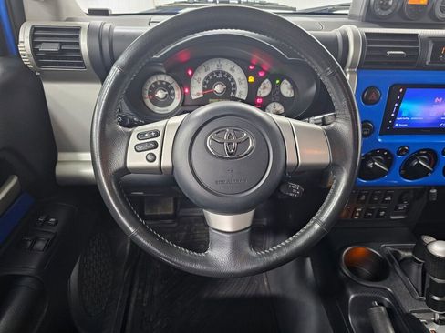Used 2007 Toyota FJ Cruiser 4WD image 16