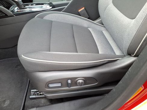 Used 2026 Chevrolet TrailBlazer LT w/ Convenience Package image 16