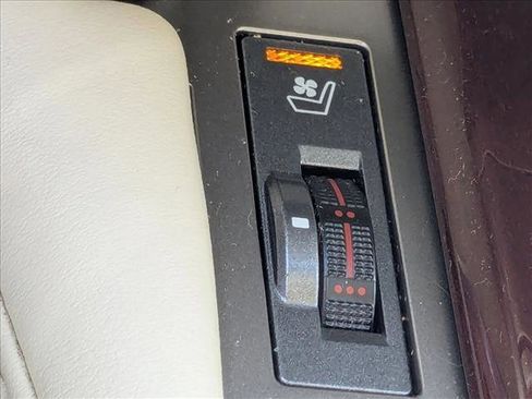 Used 2019 Lexus GX 460 Premium image 12