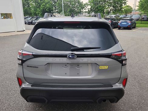 Used 2025 Subaru Forester Limited AWD/4WD image 5