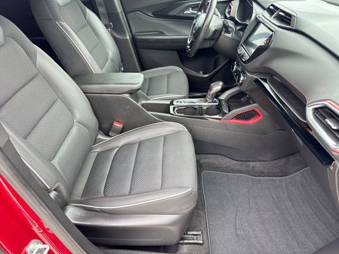 Used 2021 Chevrolet TrailBlazer RS w/ Convenience Package FWD image 26