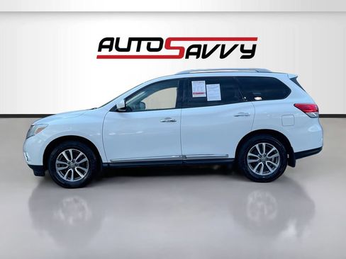 Used 2014 Nissan Pathfinder SL w/ SL Tech Package AWD/4WD image 4
