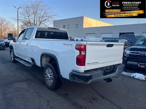 Used 2024 Chevrolet Silverado 2500 LT image 6